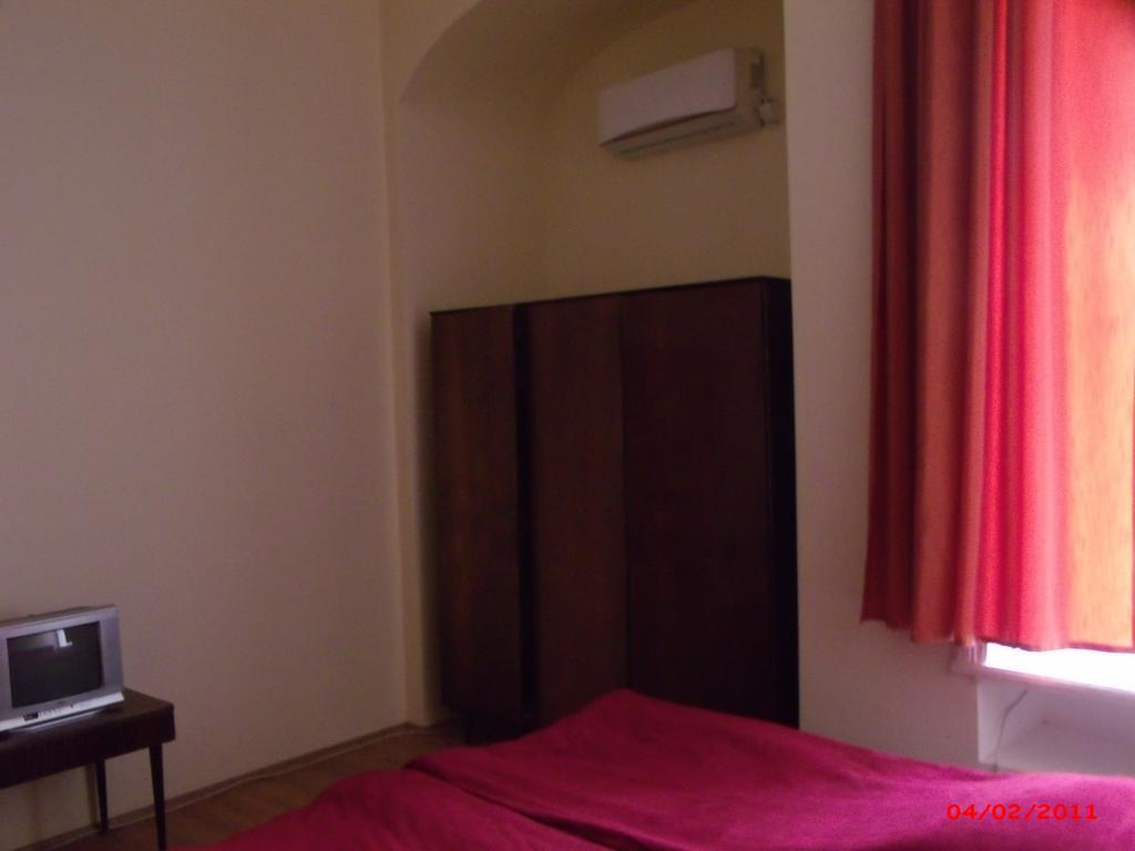 Golden Lion Hotel Сигнахи Екстериор снимка